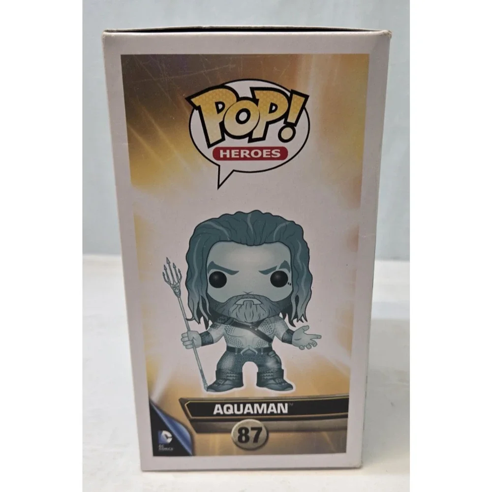 Funko POP Aquaman #87 Batman vs Superman Hot Topic Exclusive Vaulted
